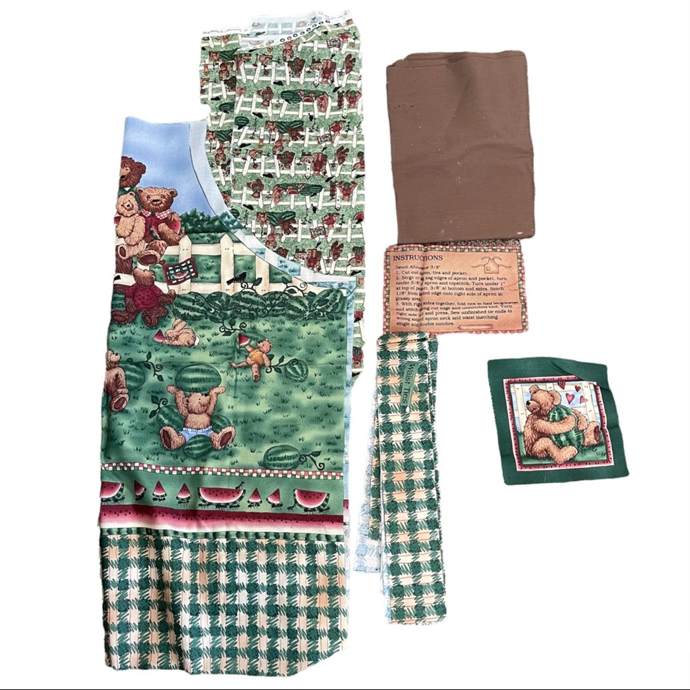 Bear Apron DIY Sewing Fabric Pattern Kit NWOT
